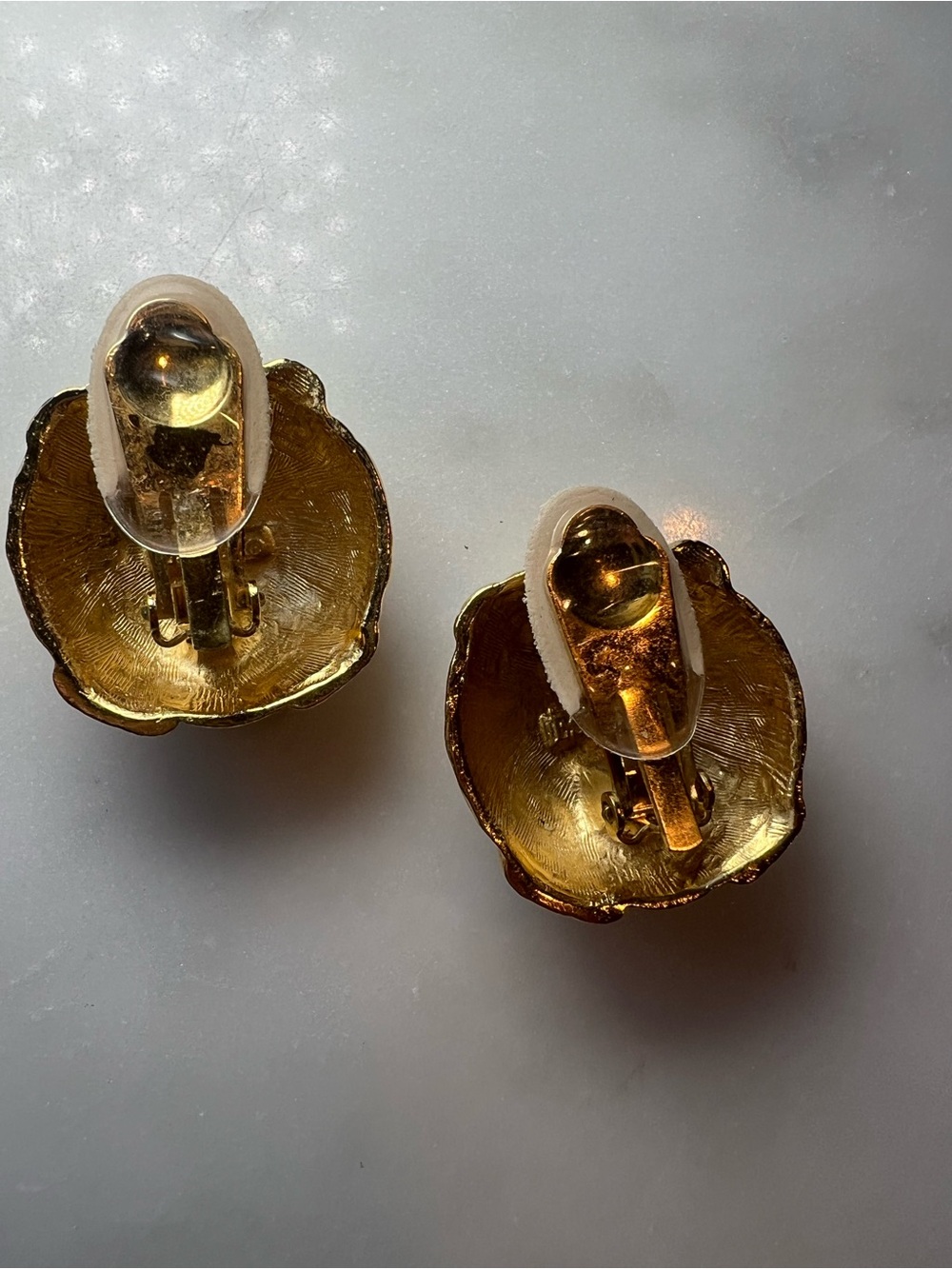 Vintage Essex Gold Tone Rhinestone Dome Clip On Earrings | Sculptural Statement - Picture 4 of 6